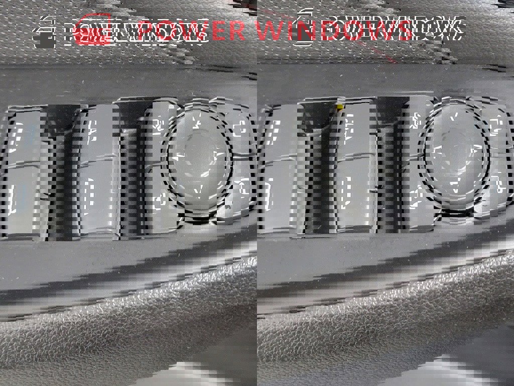 Used 2022 Chevrolet Traverse RS image 22