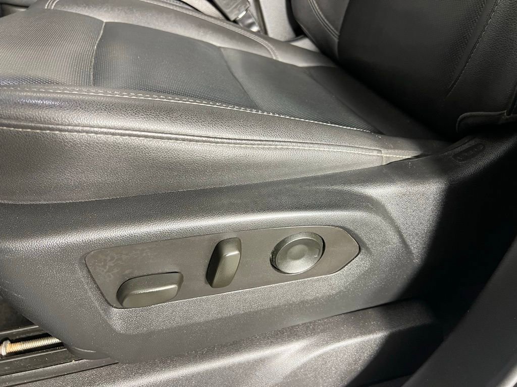 Used 2024 Chevrolet Silverado 2500 LTZ image 23