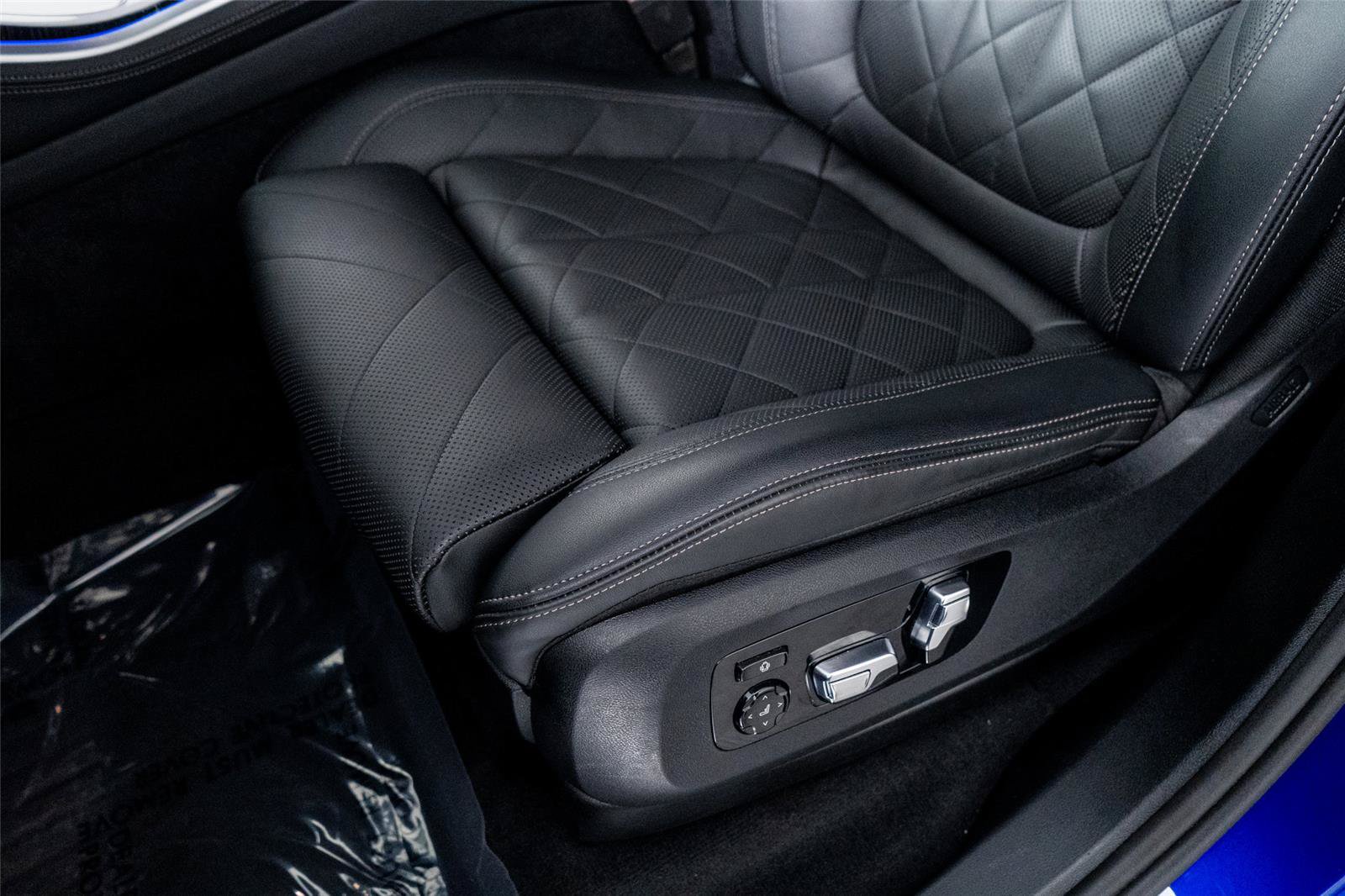 Used 2025 BMW X5 M60i AWD/4WD image 30