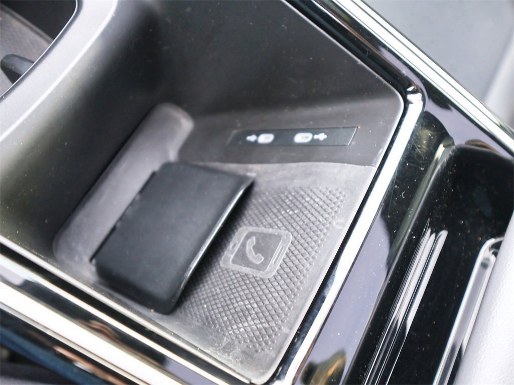 Used 2023 Volkswagen ID.4 Pro S image 29