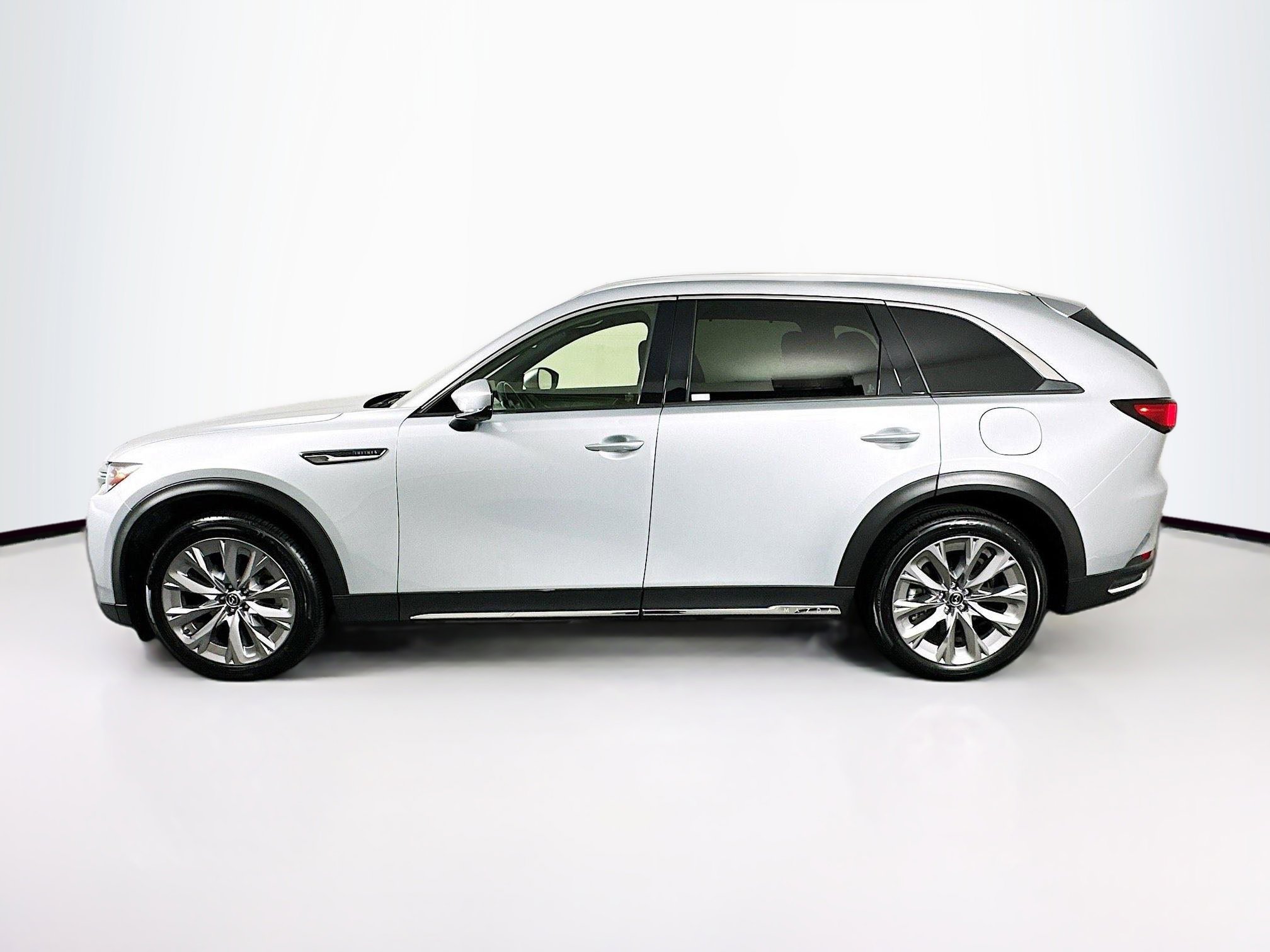 Used 2025 MAZDA CX-90 3.3 Turbo w/ Premium Plus Pkg image 4