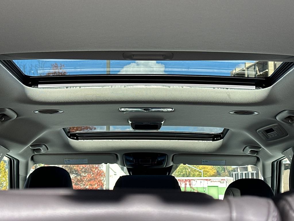 New 2026 Kia Carnival SX w/ SX Dark Edition Package image 8