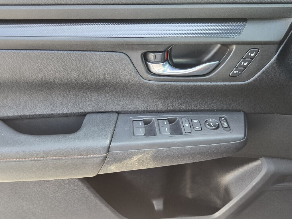 Certified 2025 Honda CR-V Sport-L image 26