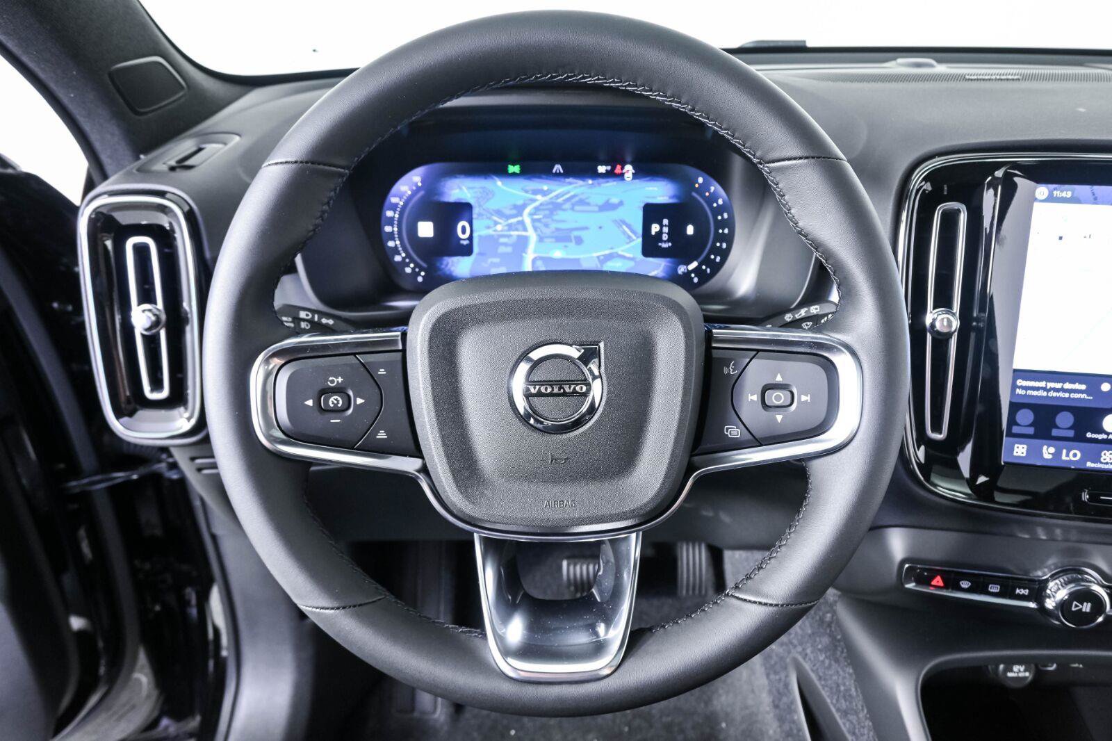 New 2026 Volvo XC40 B5 Ultra w/ Protection Package Premier AWD/4WD image 9