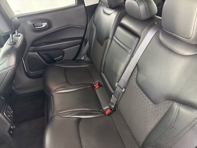 Used 2018 Jeep Compass Latitude w/ Popular Equipment Group AWD/4WD image 24