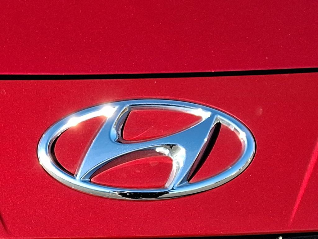 Used 2023 Hyundai Elantra SEL w/ Convenience Package image 30
