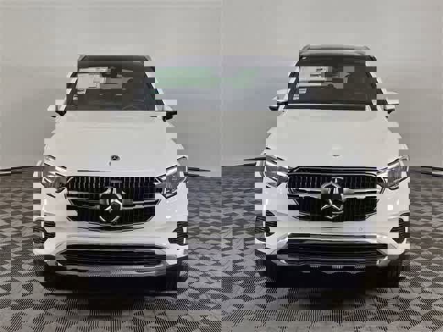Used 2025 Mercedes-Benz GLC 350e GLC 350e image 8