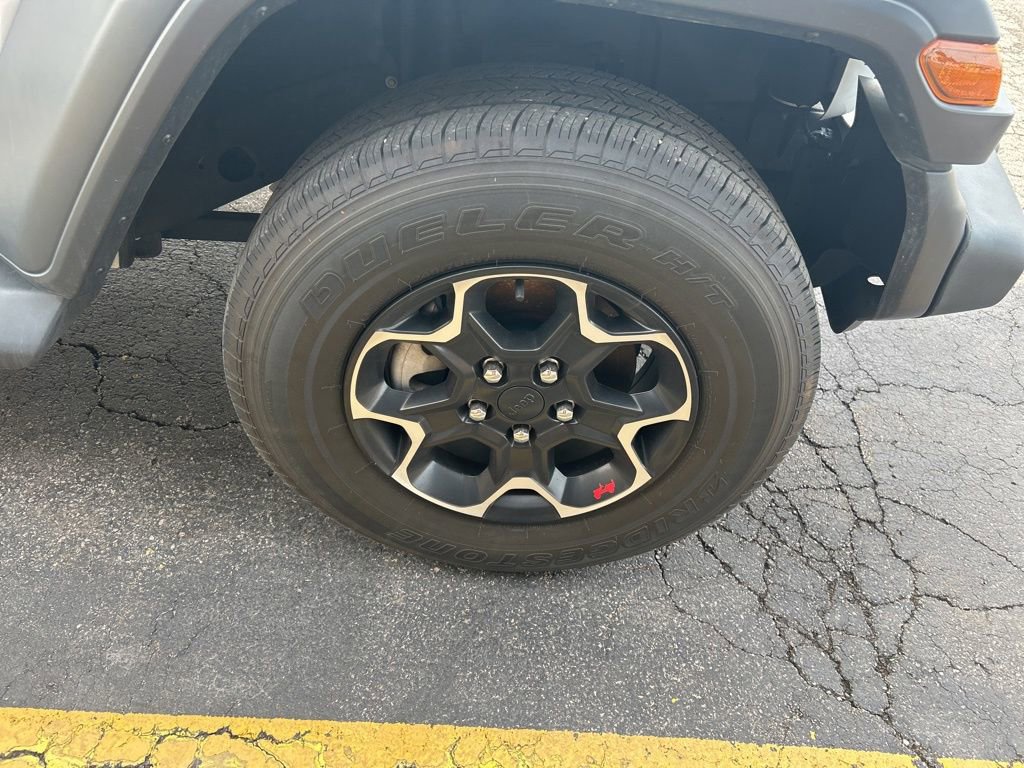 Used 2021 Jeep Wrangler Unlimited Sport image 32