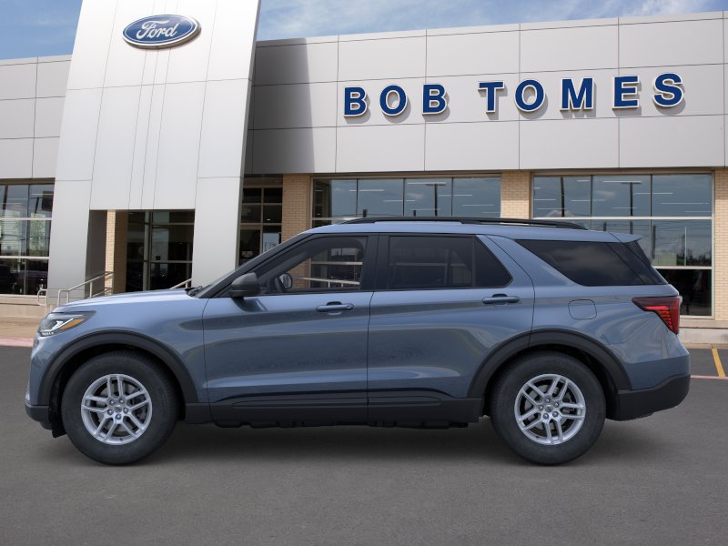 New 2026 Ford Explorer Active w/ Active Comfort Package RWD image 3