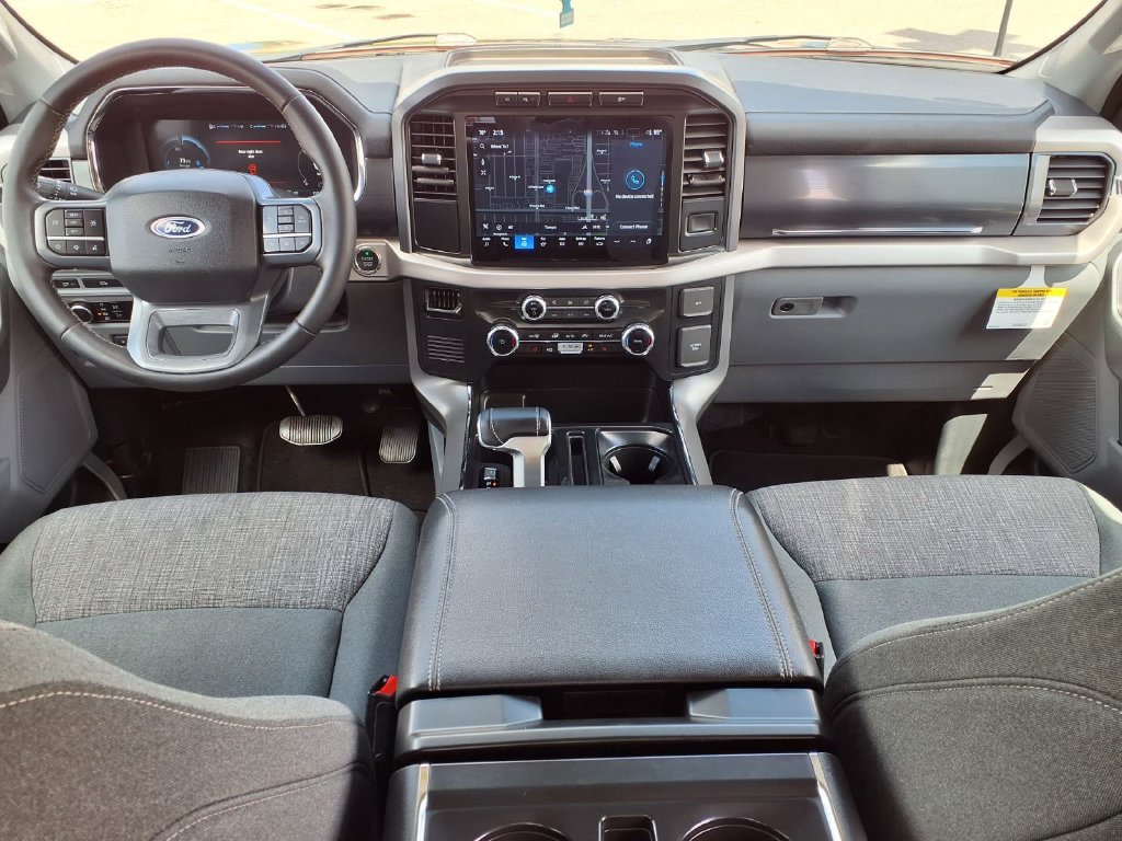 Used 2023 Ford F150 Lightning XLT AWD/4WD image 18