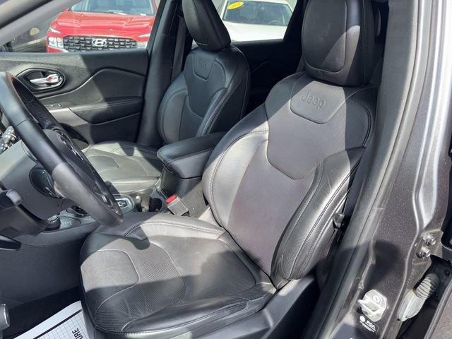 Used 2021 Jeep Cherokee Latitude Lux w/ Trailer Tow Group image 15