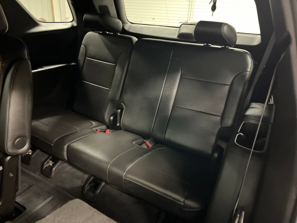 Certified 2022 Chevrolet Traverse Premier w/ LPO, Floor Liner Package AWD/4WD image 15