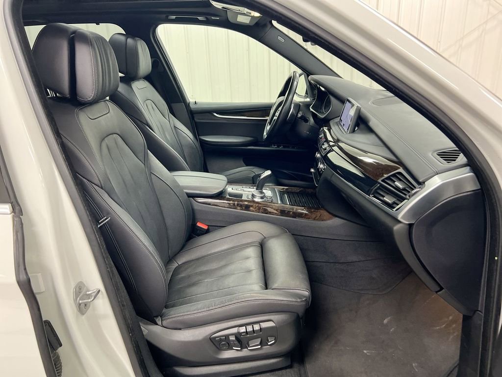 Used 2018 BMW X5 xDrive50i image 22