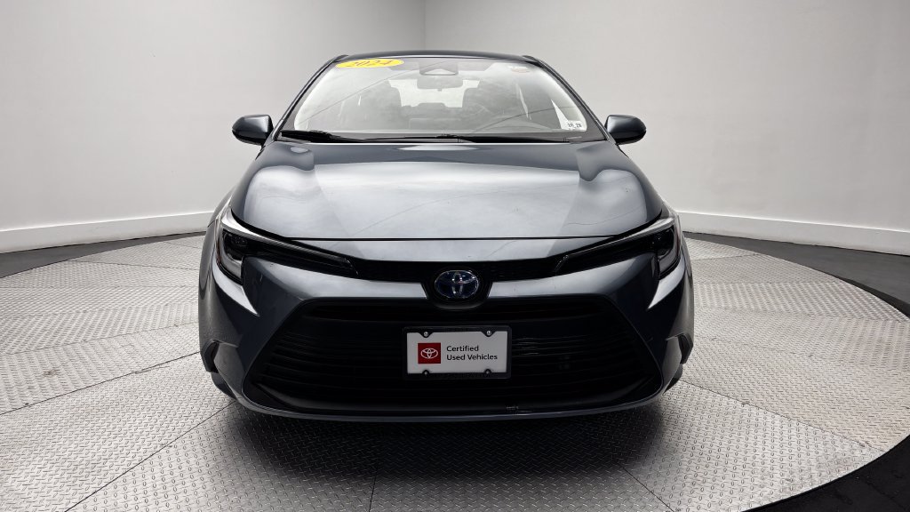 Certified 2024 Toyota Corolla LE AWD/4WD image 44