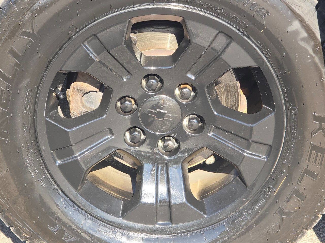 Used 2017 Chevrolet Silverado 1500 LT w/ All Star Edition image 10