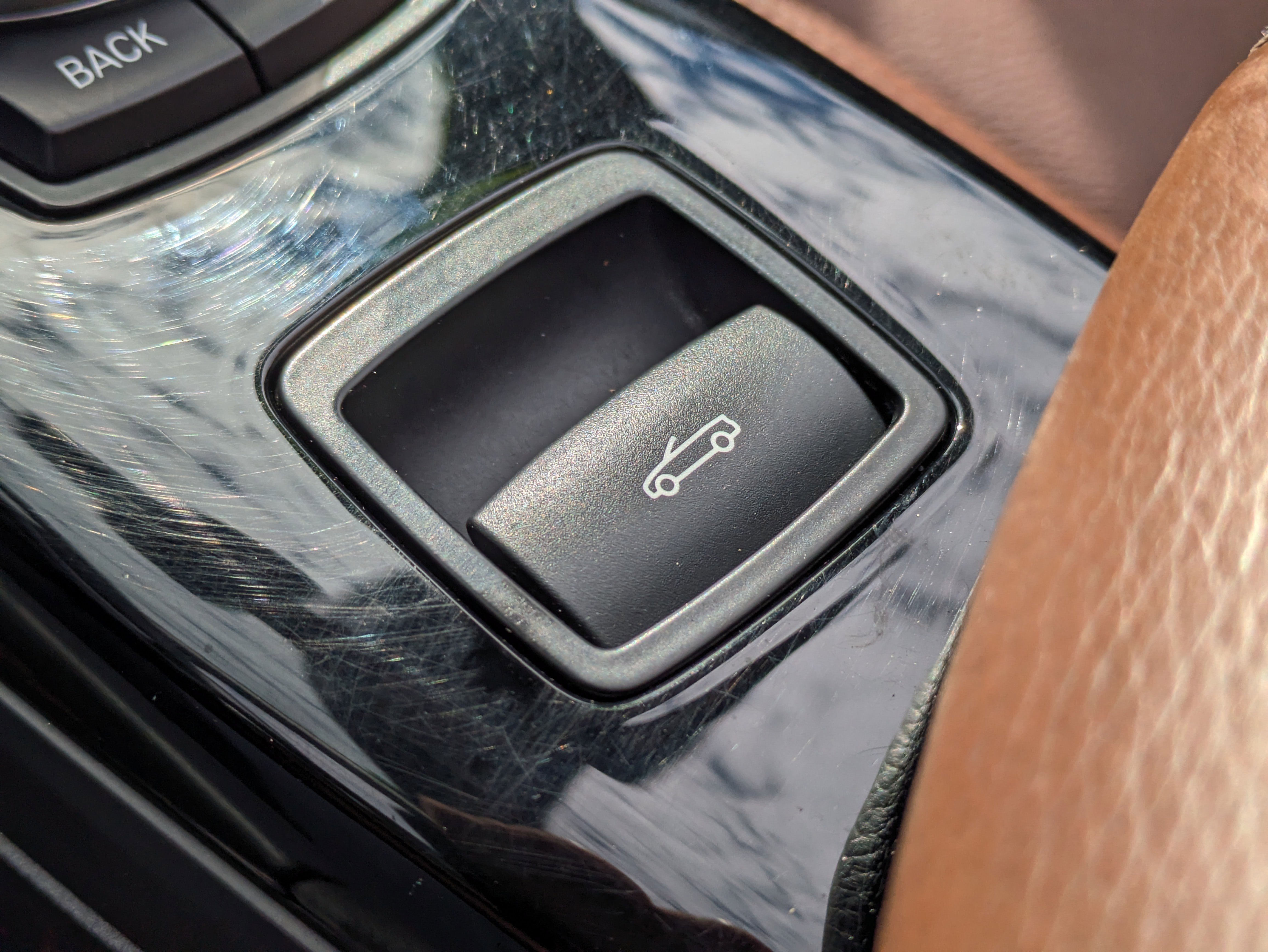 Used 2016 BMW 228i xDrive Convertible image 27