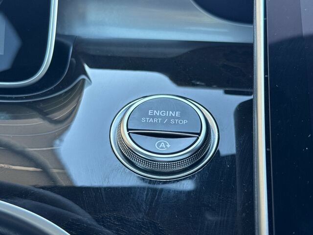 Certified 2025 Mercedes-Benz C 300 4MATIC Sedan image 24