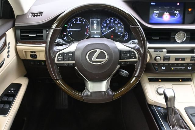 Used 2017 Lexus ES 350 w/ Premium Package FWD image 24