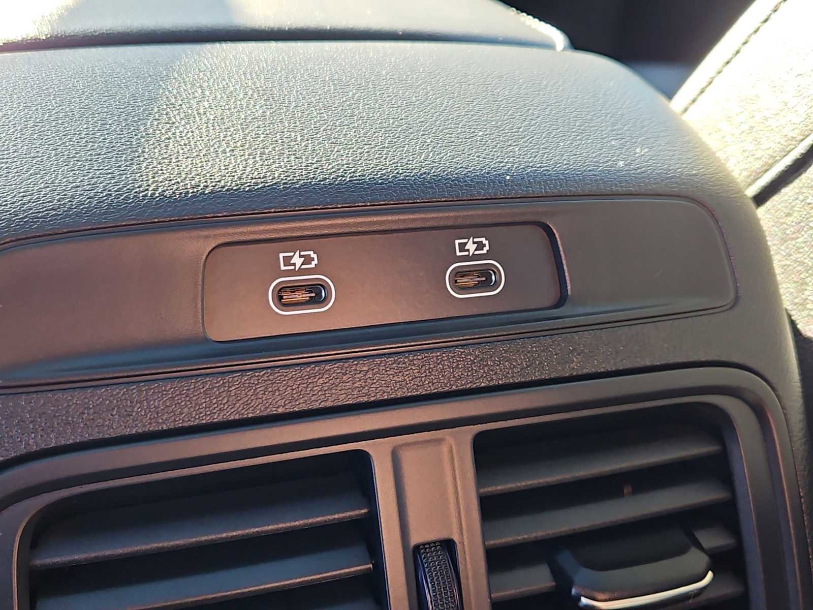 Certified 2025 Audi Q5 Premium w/ Convenience Package image 23