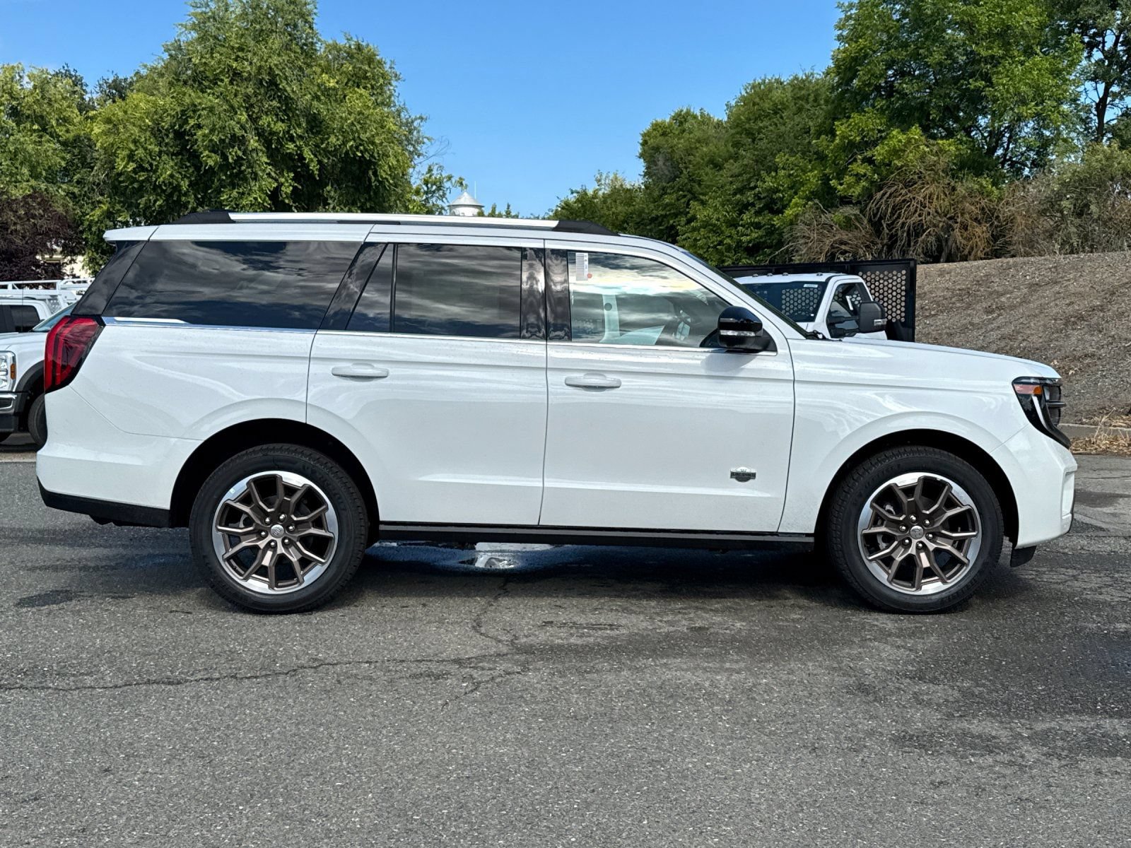 New 2026 Ford Expedition King Ranch AWD/4WD image 2