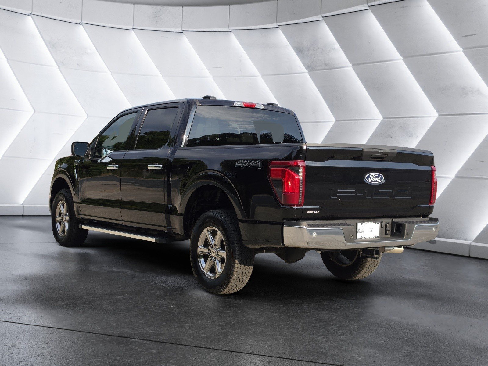 Used 2025 Ford F150 XLT w/ Equipment Group 301A Standard AWD/4WD image 5
