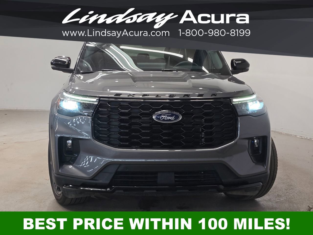 Used 2025 Ford Explorer ST-Line w/ ST-Line Street Pack AWD/4WD image 2