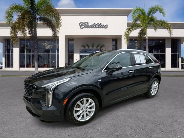 Certified 2023 Cadillac XT4 Luxury w/ Driver Awareness Package FWD image 6