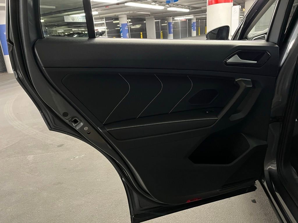 Certified 2024 Volkswagen Tiguan SE AWD/4WD image 21