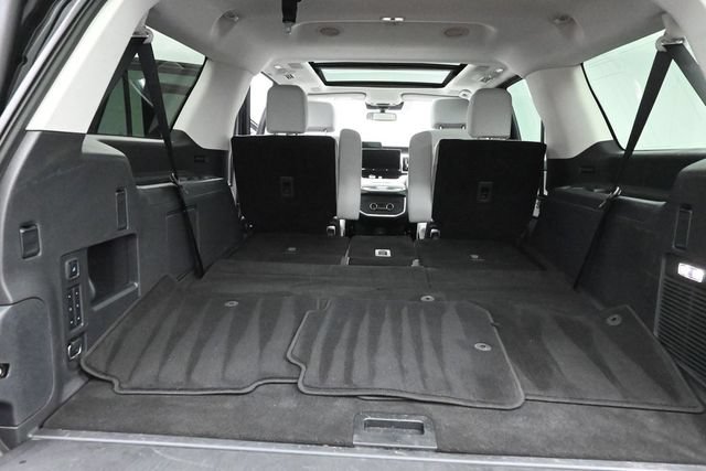 Certified 2025 Ford Expedition Max Platinum w/ Driver's Package AWD/4WD image 24