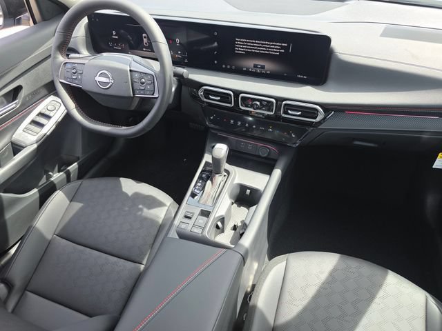 New 2026 Nissan Sentra SR w/ SR Premium Package FWD image 25