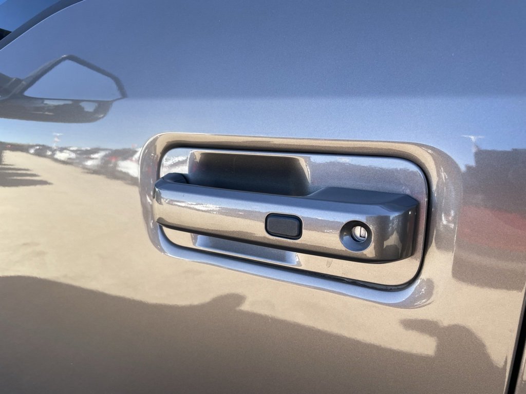 Used 2022 Ford F350 Lariat w/ Lariat Ultimate Package image 68