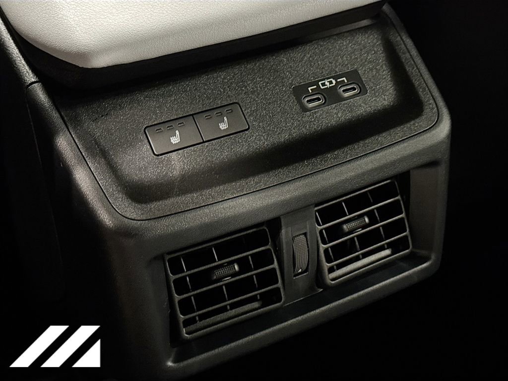 New 2026 Subaru Solterra image 25