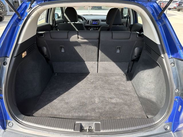 Used 2018 Honda HR-V LX image 24