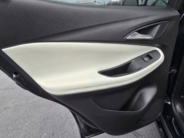 Used 2021 Buick Encore GX Select w/ Sport Touring Package image 25