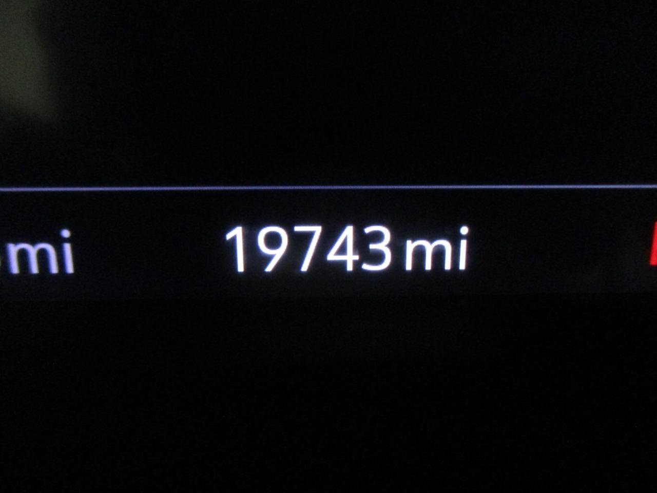 Used 2023 Buick Envision Essence w/ Sport Touring Package image 22