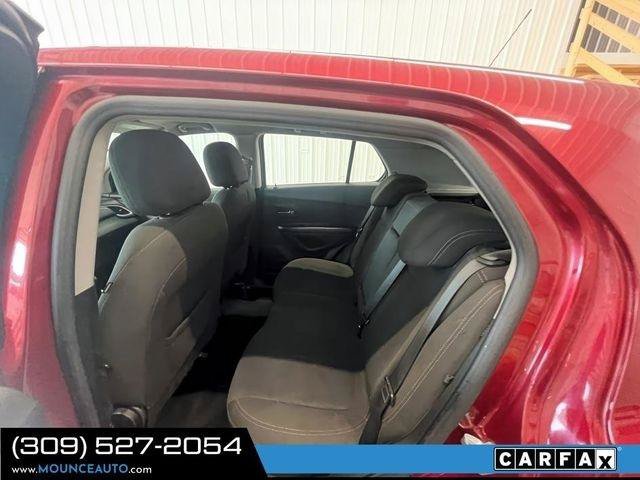 Used 2022 Chevrolet Trax LS AWD/4WD image 10