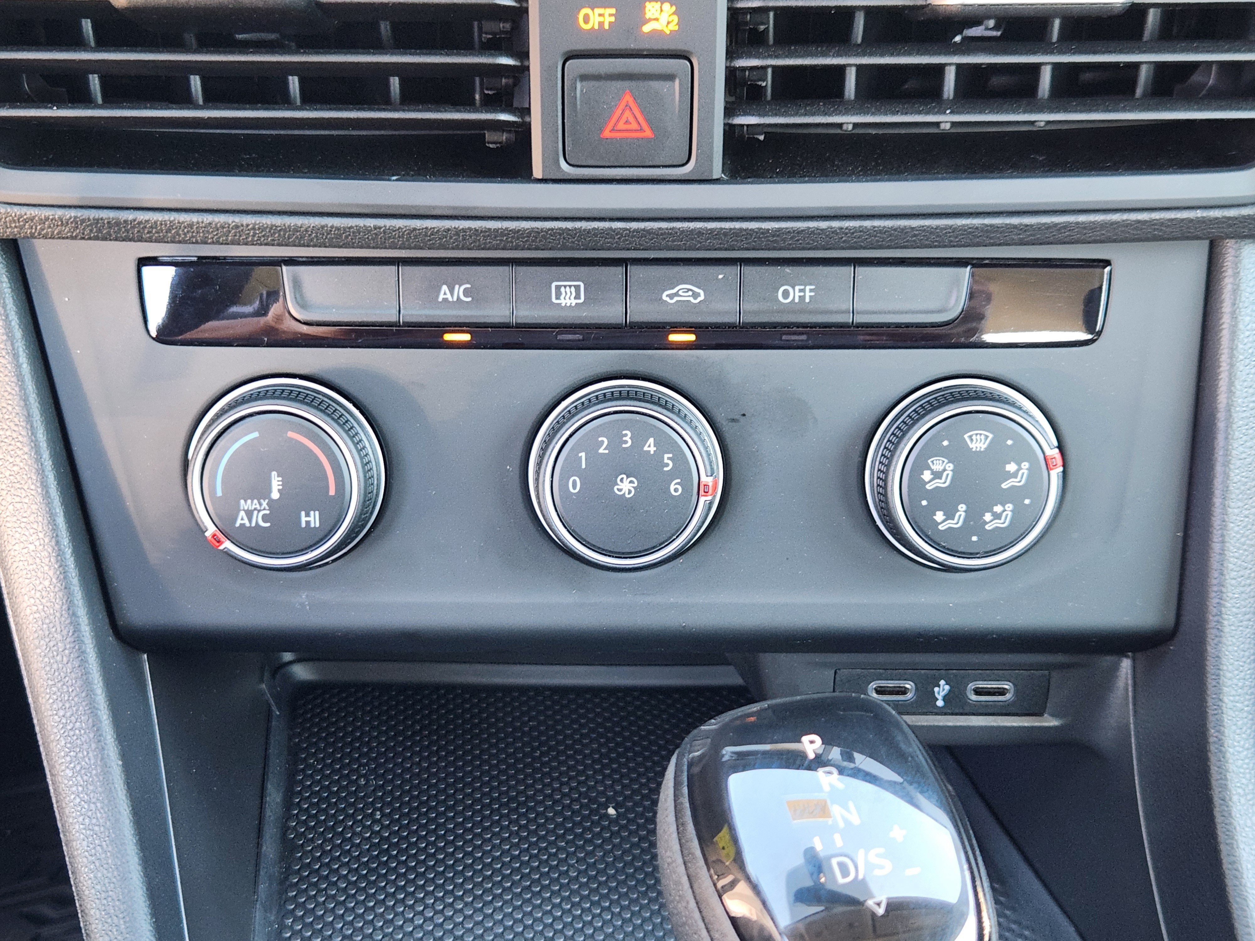 Certified 2023 Volkswagen Jetta S FWD image 20