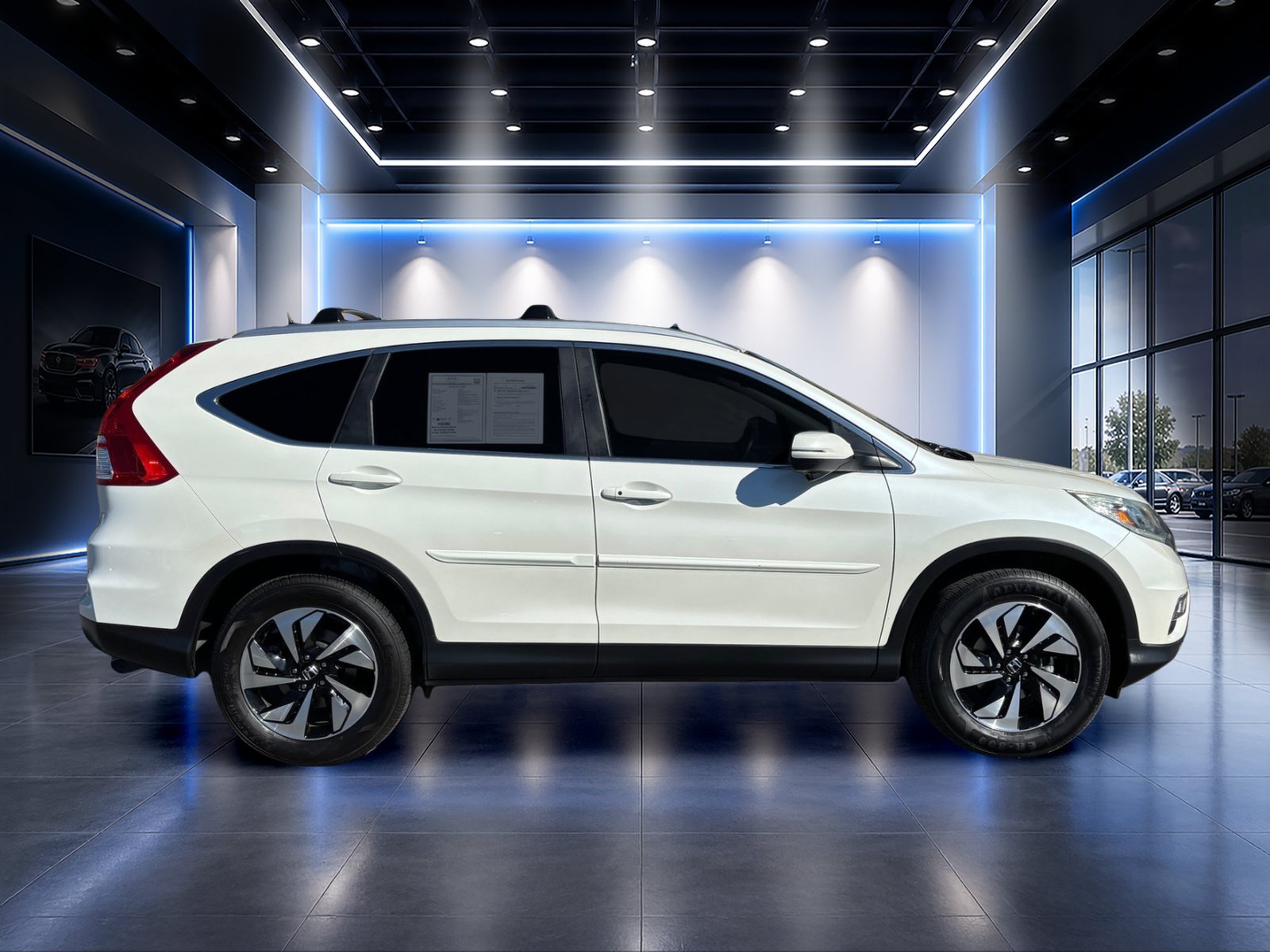 Used 2015 Honda CR-V Touring image 3