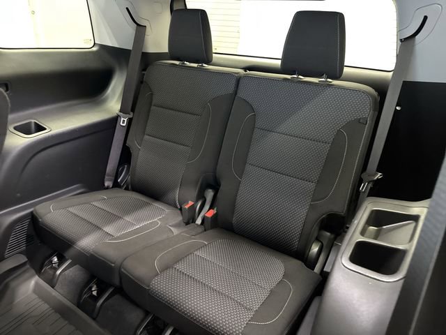 Certified 2023 GMC Acadia SLE w/ Driver Convenience Package image 14