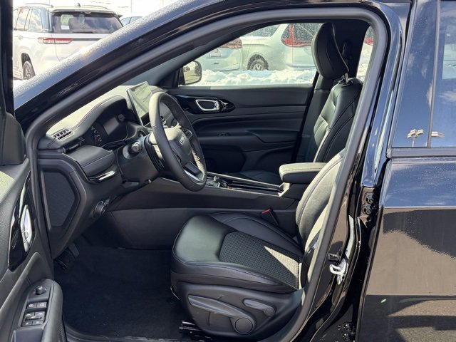 New 2026 Jeep Compass Latitude image 15