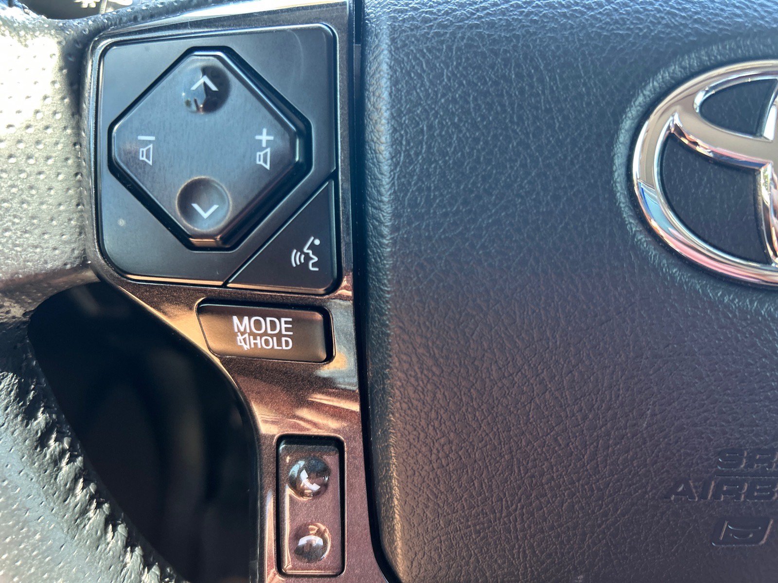 Used 2024 Toyota 4Runner TRD Off-Road Premium w/ Off Road Premium Plus Package AWD/4WD image 24