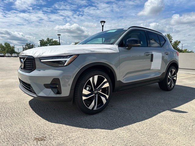 New 2026 Volvo XC40 B5 Ultra w/ Protection Package Premier AWD/4WD image 3