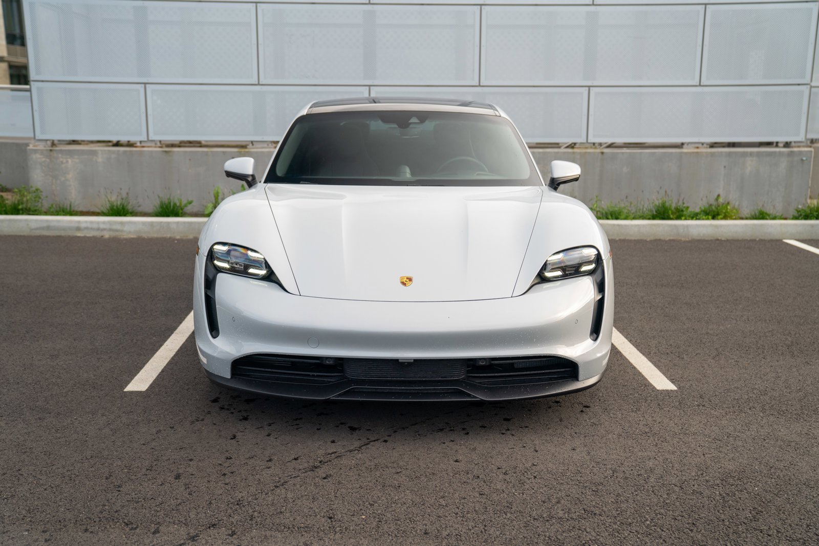 Certified 2021 Porsche Taycan 4S w/ Premium Package image 6