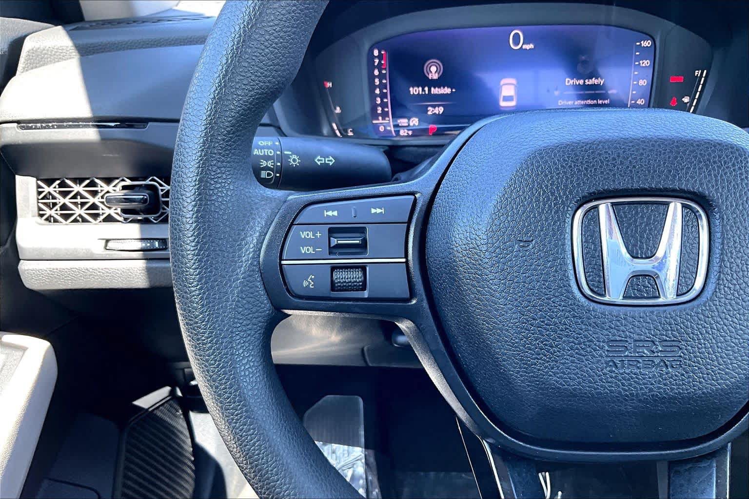 Used 2023 Honda Accord LX image 24