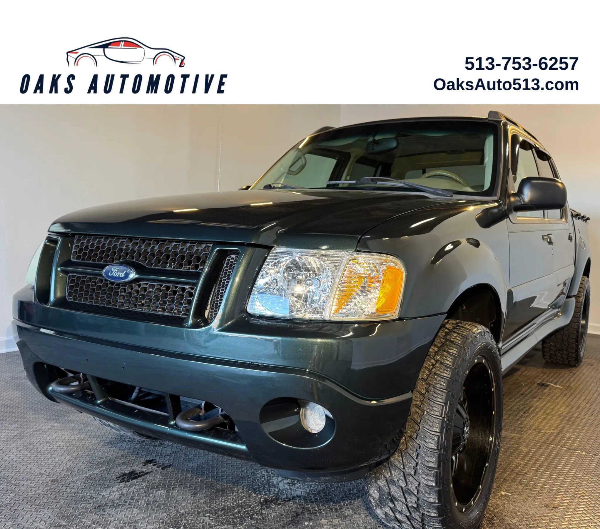 Used 2004 Ford Explorer Sport Trac XLT image 1