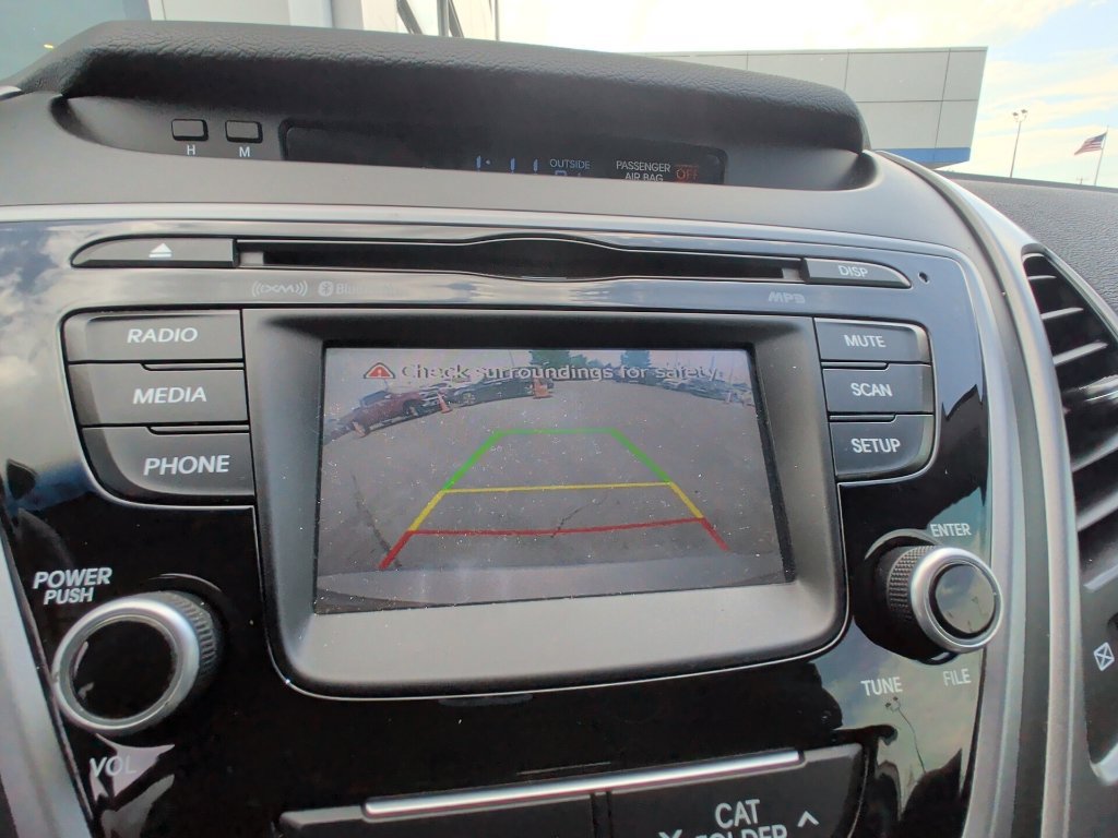Used 2015 Hyundai Elantra Limited FWD image 9