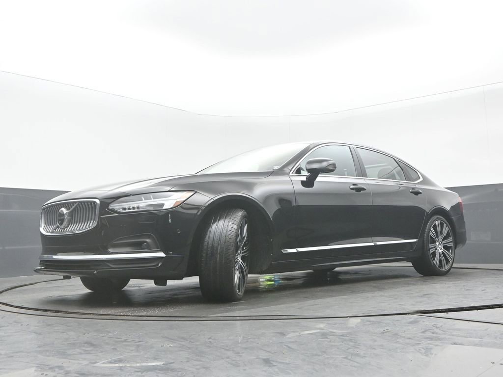 Used 2023 Volvo S90 B6 Ultimate w/ Protection Package Premier image 29