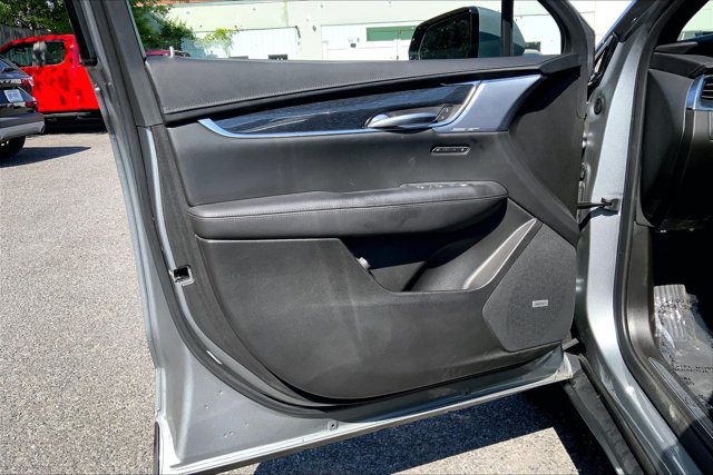 Used 2024 Cadillac XT5 Premium Luxury w/ LPO, Floor Liner Package AWD/4WD image 23