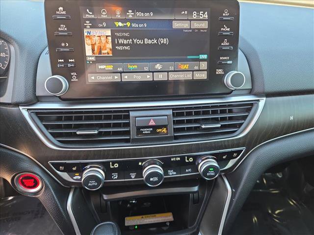 Used 2018 Honda Accord Touring image 15