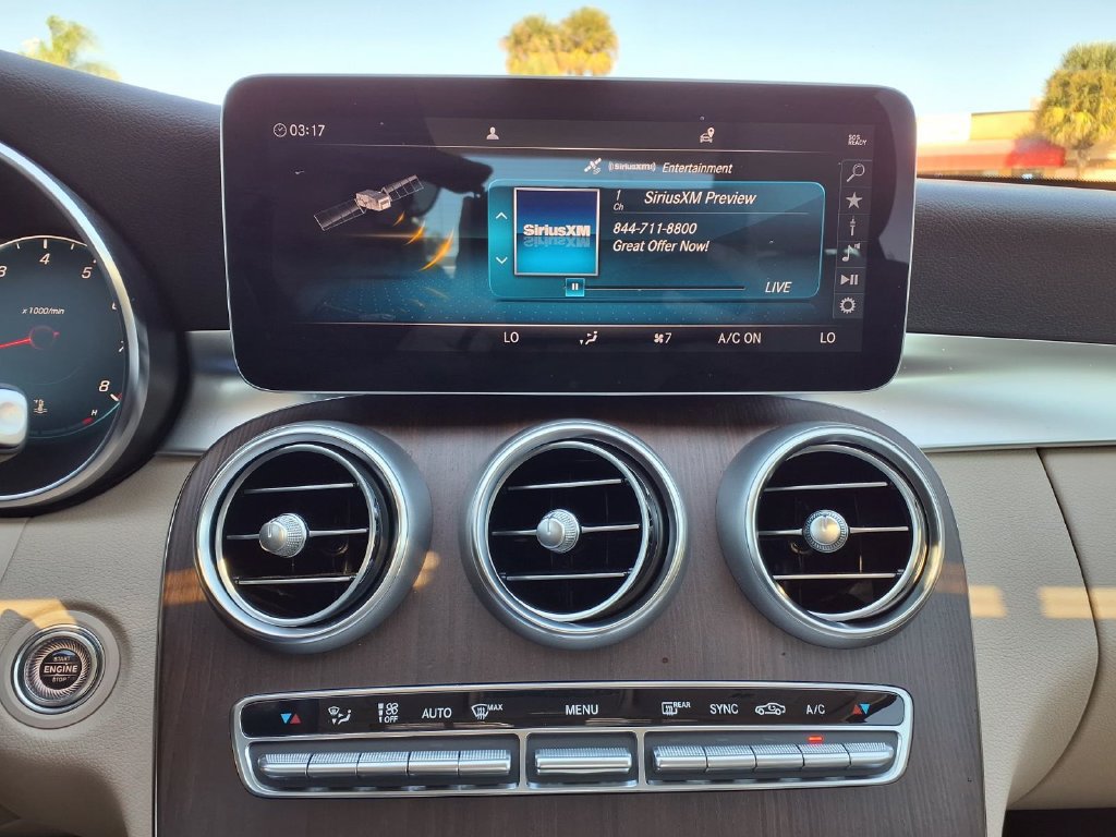 Used 2021 Mercedes-Benz C 300 4MATIC Sedan image 29